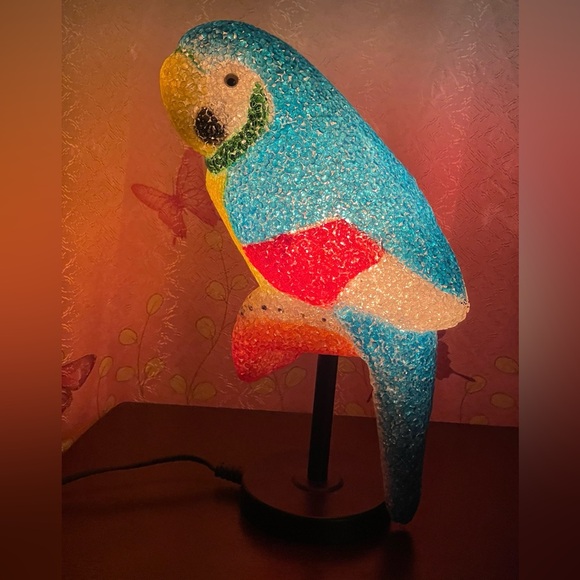 Rare Vintage Popcorn plastic Parrot lamp on a metal stand Lovely accent lamp - Picture 7 of 16
